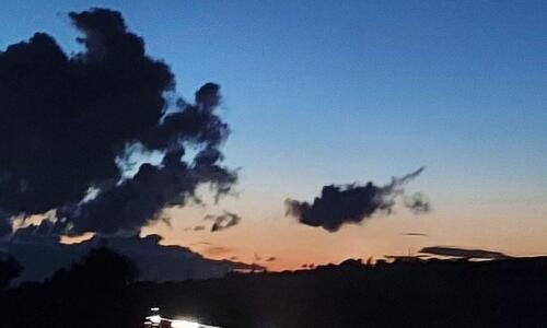 Σχηματίστηκε η «Κύπρος» στον ουρανό της Λεμεσού (φωτογραφία) thumb