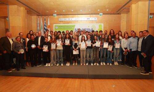 Κορυφαίοι αντισφαιριστές 2024 η Ραλούκα Σερμπάν και ο Ελευθέριος Νέος thumb