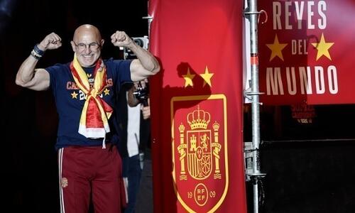 Ο Ντε Λα Φουέντε «ψηφίζει» Γιαμάλ για την «Χρυσή Μπάλα» thumb