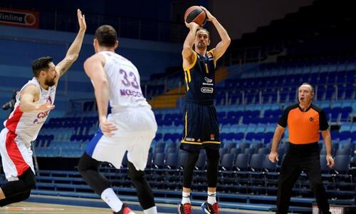 Με κόσμο ξανά οι αγώνες Ευρωλίγκας στην Ρωσία thumb