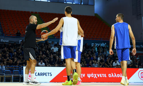 ΒΙΝΤΕΟ: Σπανούλης και Μπαρτζώκας «αποκαλύπτουν τα μυστικά τους» στην Κύπρο thumb