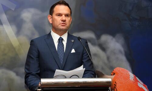 Νεοφυτίδης για περιστατικό πιθανής θερμοπληξίας: «Δεν θα είμαστε κάθε φορά τυχεροί» thumb