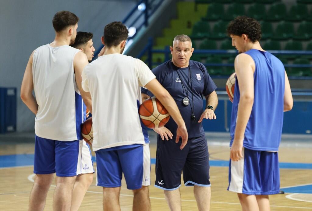 Πρώτη συγκέντρωση για τους διεθνείς ενόψει του Παγκοσμίου Κυπέλλου το 2027 thumb