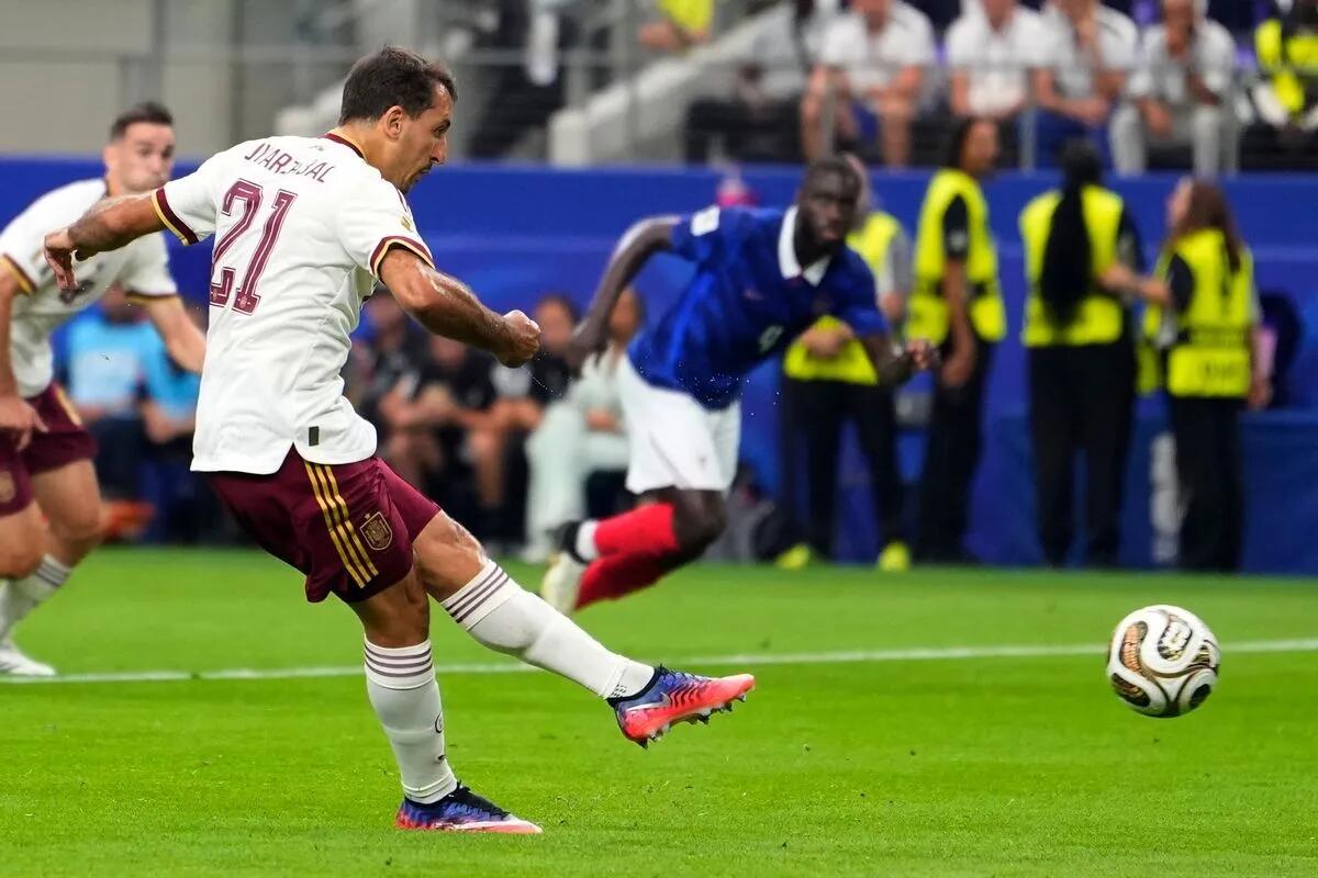 ΒΙΝΤΕΟ: Λάθος ο Ντιν, πέναλτι η Ισπανία και 1-0 με τον Ογιαρθάμπαλ! thumb