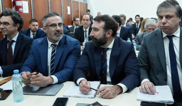 Δίκη Μαραντόνα: Έως και 16 χρόνια φυλάκισης ζητά η οικογένειά του για την ιατρική ομάδα image