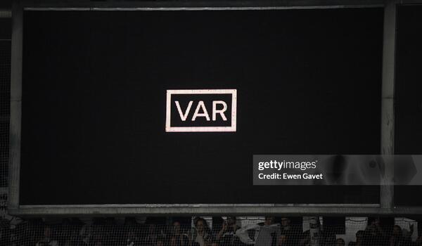 Ζήτησαν ξένους στο VAR image