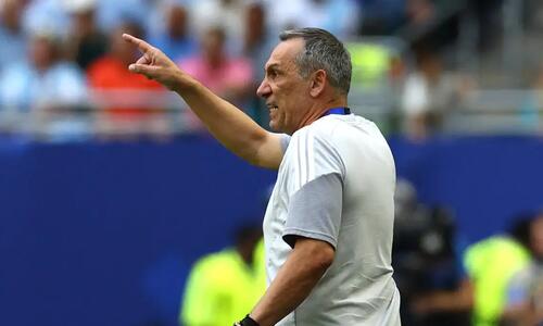 Κύπελλο με τη Λάρισα και πρώτος βαθμός στο World Cup από Έλληνα προπονητή! thumb