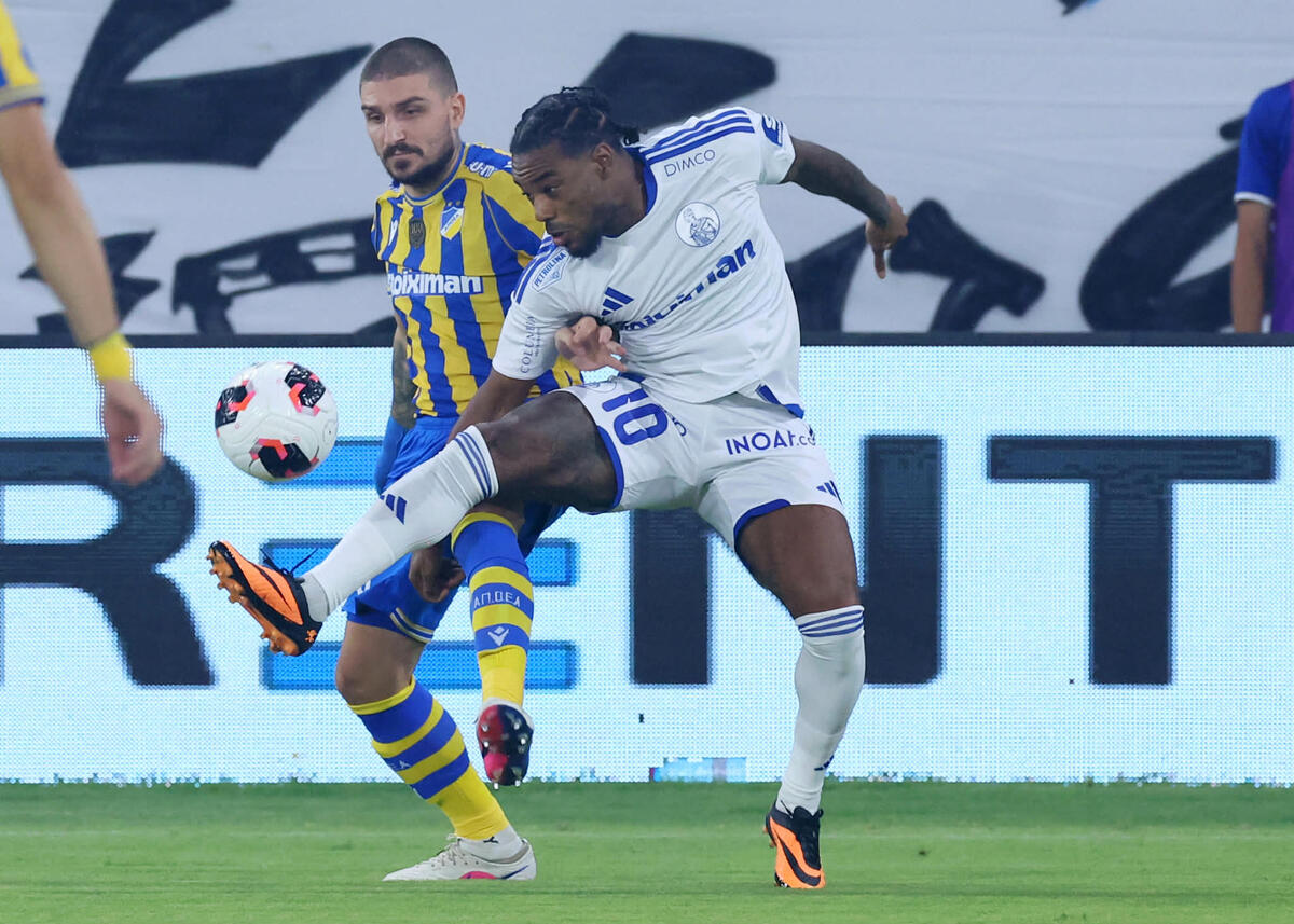 Aπόλλων-ΑΠΟΕΛ 2-2: Δίκαιη μοιρασιά στην Λεμεσό που δεν ευνοεί όμως κανένα thumb