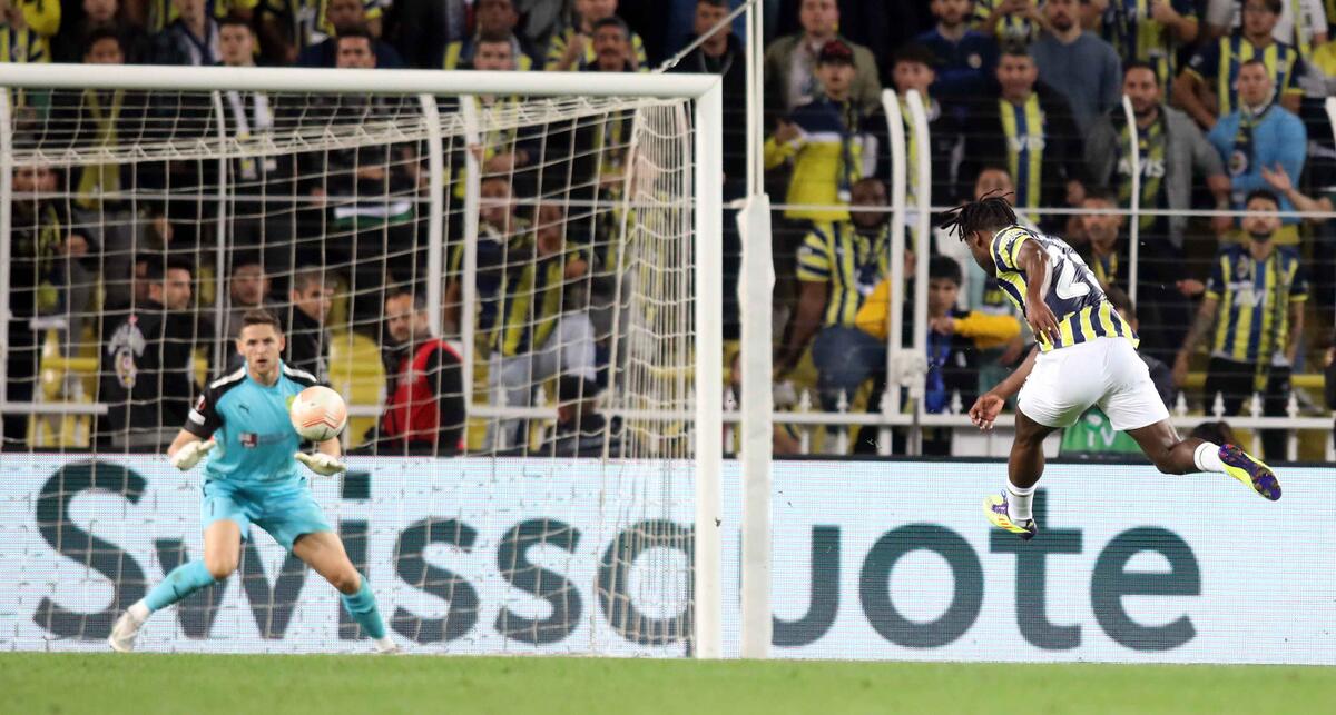 Europa League: «Απόλυτες» Φράιμπουργκ, Σεντ Ζιλουάζ και Μπέτις thumb