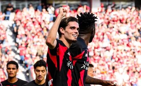 Bundesliga: Πλησίασε ξανά στην κορυφή η Λεβερκούζεν thumb