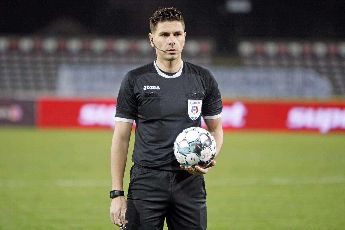 Ρουμάνος ο ρεφ στο Πάφος-Ρίγα thumb
