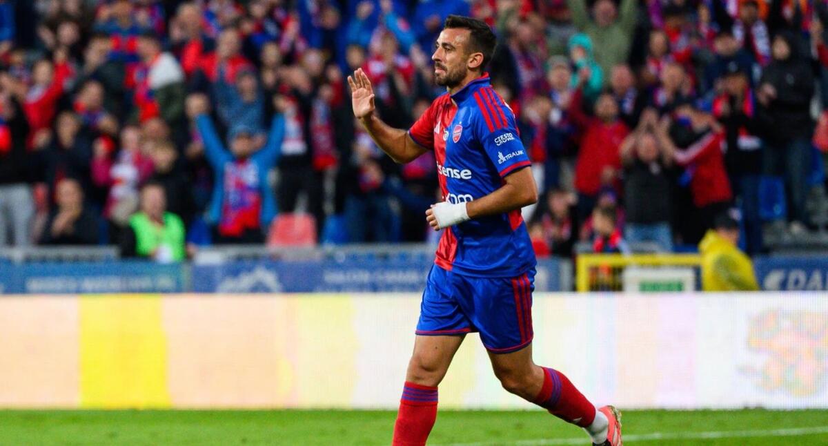 Στο στόχαστρο της Λέγκια Βαρσοβίας ο Σβάρνας thumb