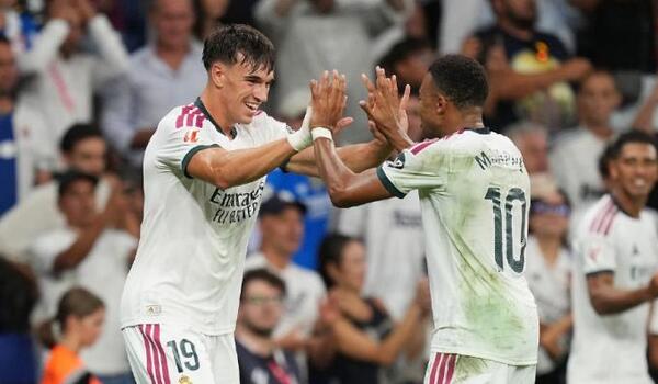 Ο Εσπί λύτρωσε τη Ρεάλ στην πρεμιέρα του Μουρίνιο image