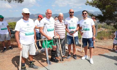Ομόνοια: Δενδροφύτευση 336 δέντρων στην Κοινότητα Λουβαρά thumb