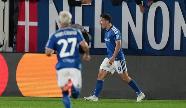 SERIE A: Σκοράρει ακατάπαυστα ο Δουβίκας, δυο γκολ σε 11' απέναντι στη Σασουόλο image