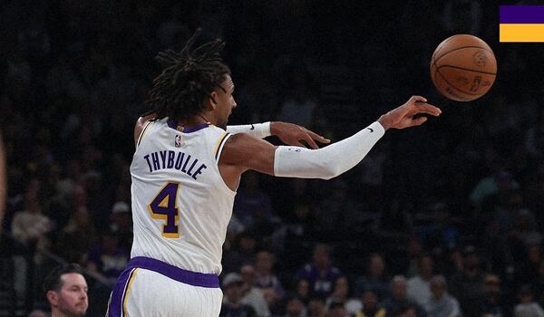 NBA: Ασταμάτητοι Λέικερς και Πίστονς - Πρώτη ήττα για Σίξερς image