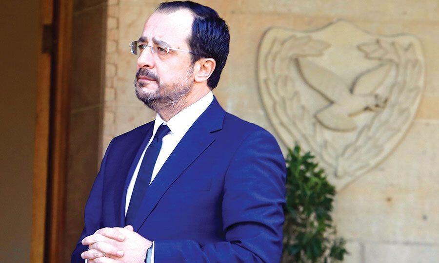 Ολυμπιακός: Επετειακή εισφορά €95.000 από τον Πρόεδρο της Δημοκρατίας! thumb