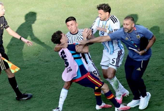 Πειθαρχική διαδικασία από τη FIFA κατά της Αργεντινής thumb