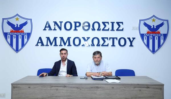 «Κλείνει» προπονητή η «Κυρία» image