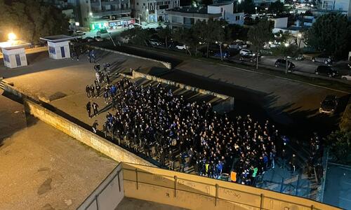 Έφτασαν οι οργανωμένοι (βιντεο) thumb