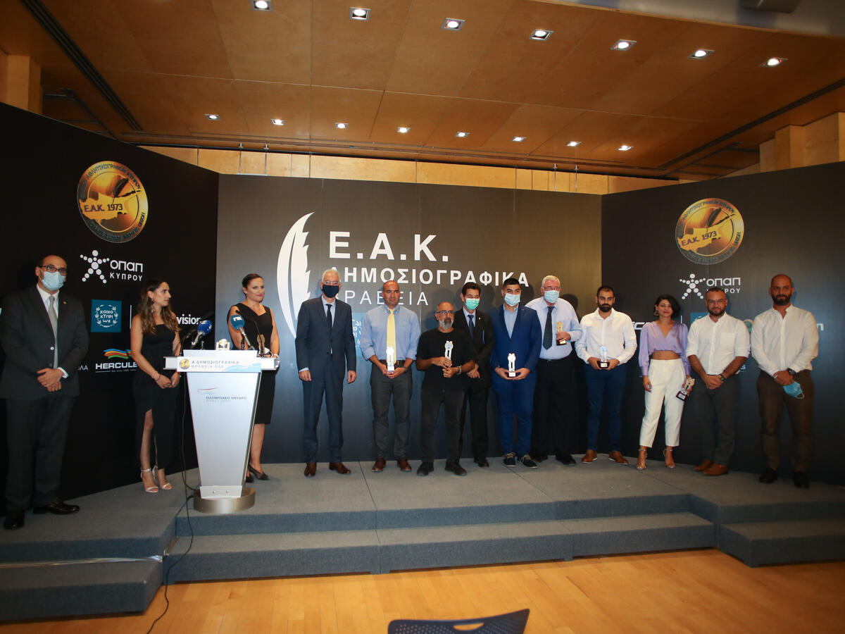 Οι περσινοί νικητές για τη σημασία των Δημοσιογραφικών Βραβείων της ΕΑΚ thumb