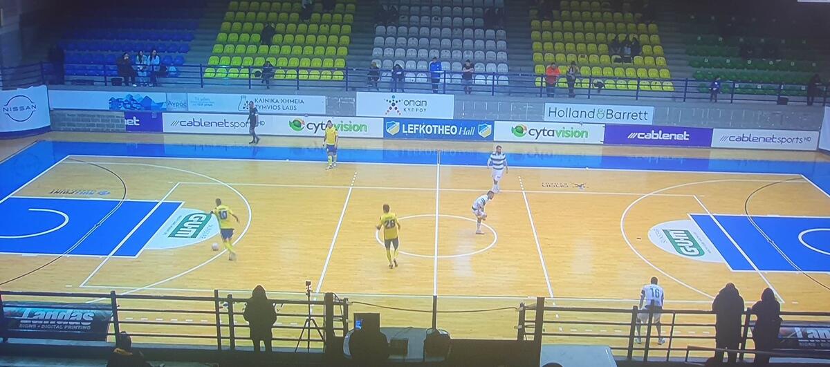 Απρόοπτο στο ΑΠΟΕΛ-Ομόνοια και μικρή καθυστέρηση! (ΦΩΤΟ) thumb