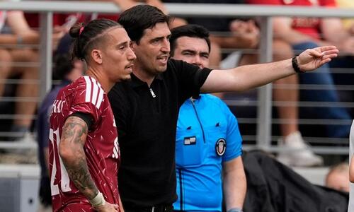 ΒΙΝΤΕΟ: Φιλική 4άρα της Λιντς στη Λίβερπουλ - Έπαιξε αλλαγή ο Τσιμίκας thumb