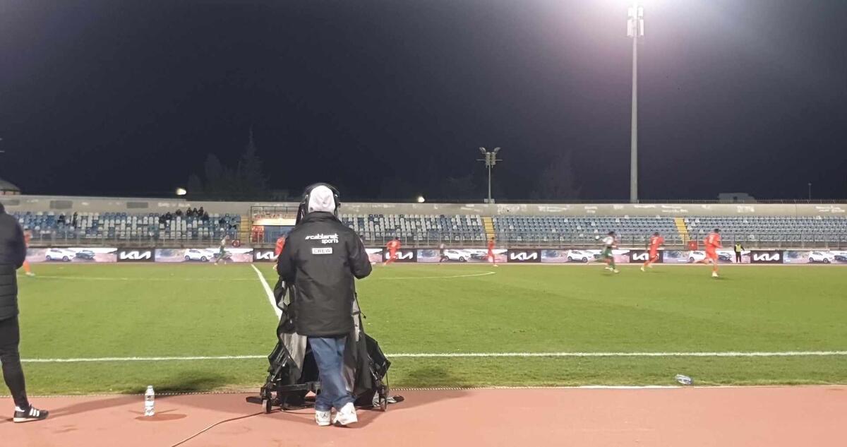 Πρόβλημα με τον φωτισμό στο «Στέλιος Κυριακίδης»  thumb
