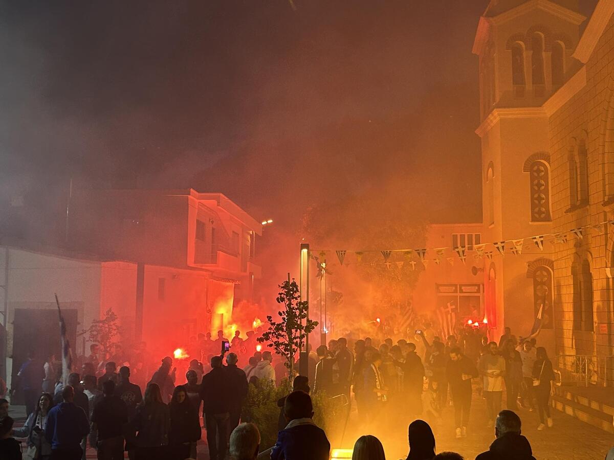 ΒΙΝΤΕΟ ST: Πανικός, έκαναν τη νύχτα-μέρα στην Αραδίππου!  thumb