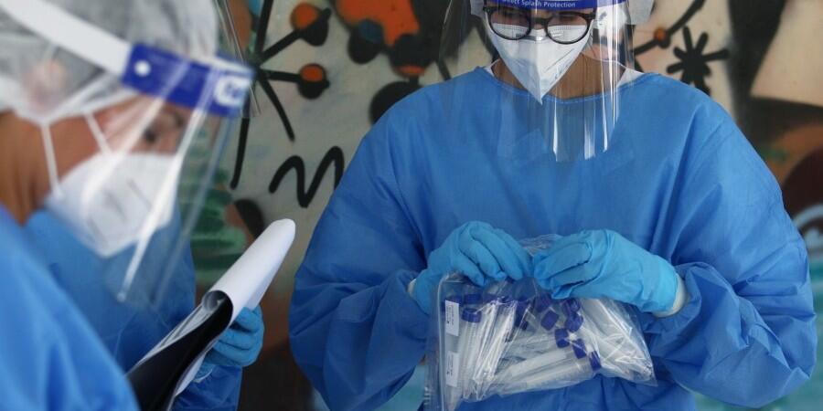 Νέο αρνητικό ρεκόρ στην Κύπρο - 2241 νέα κρούσματα κορονοϊού thumb