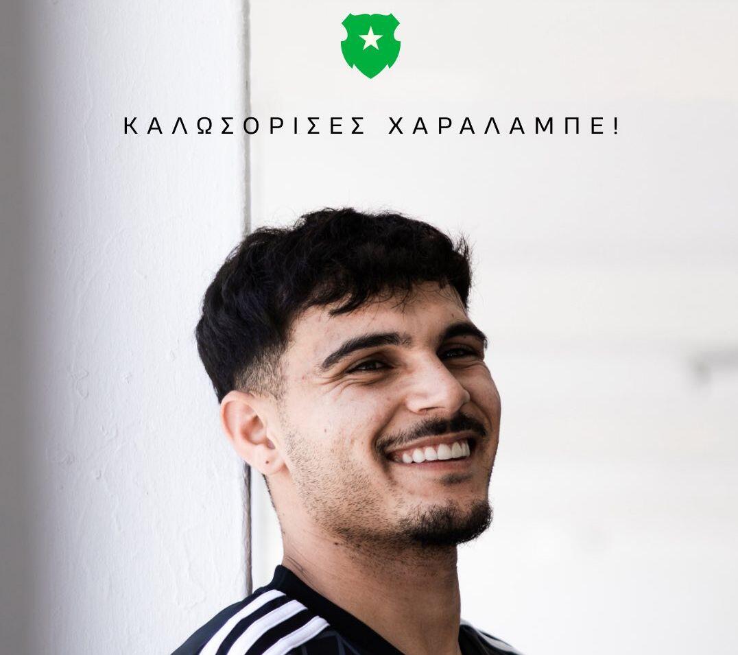 Παίκτης του Άρη με κάθε επισημότητα και ο Χάμπος! thumb