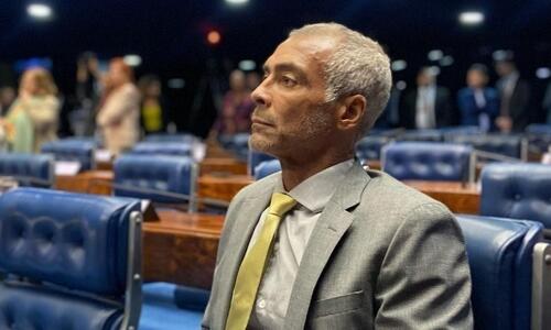 Ρομάριο: «Δυστυχώς η Βραζιλία ήταν μικρή ομάδα» thumb