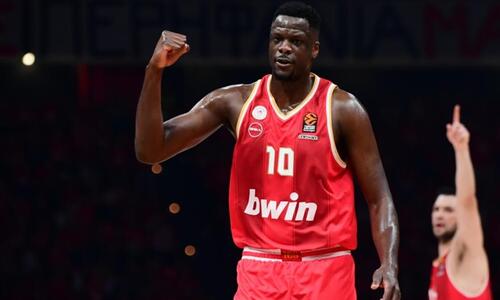 Στην αποστολή του Ολυμπιακού μετά από 10 μήνες ο Φαλ! thumb