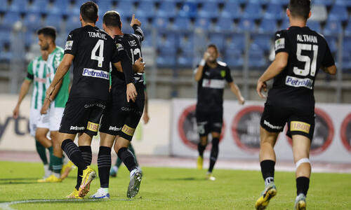 Ακρίτας-ΑΕΚ 1-2: Διπλό με «σερβιτόρο» τον Γκιούρτσο! thumb