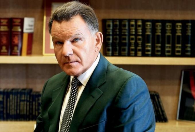 «Στον αγοραστή προσφέρω και 20 μέρες δωρεάν διακοπές στη Μύκονο» thumb