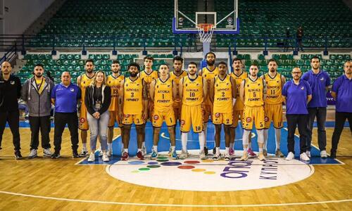 «Κεραυνοί» ΑΠΟΕΛ: «Εξόφθαλμες παραβάσεις που θα σφύριζε και ο...»! thumb