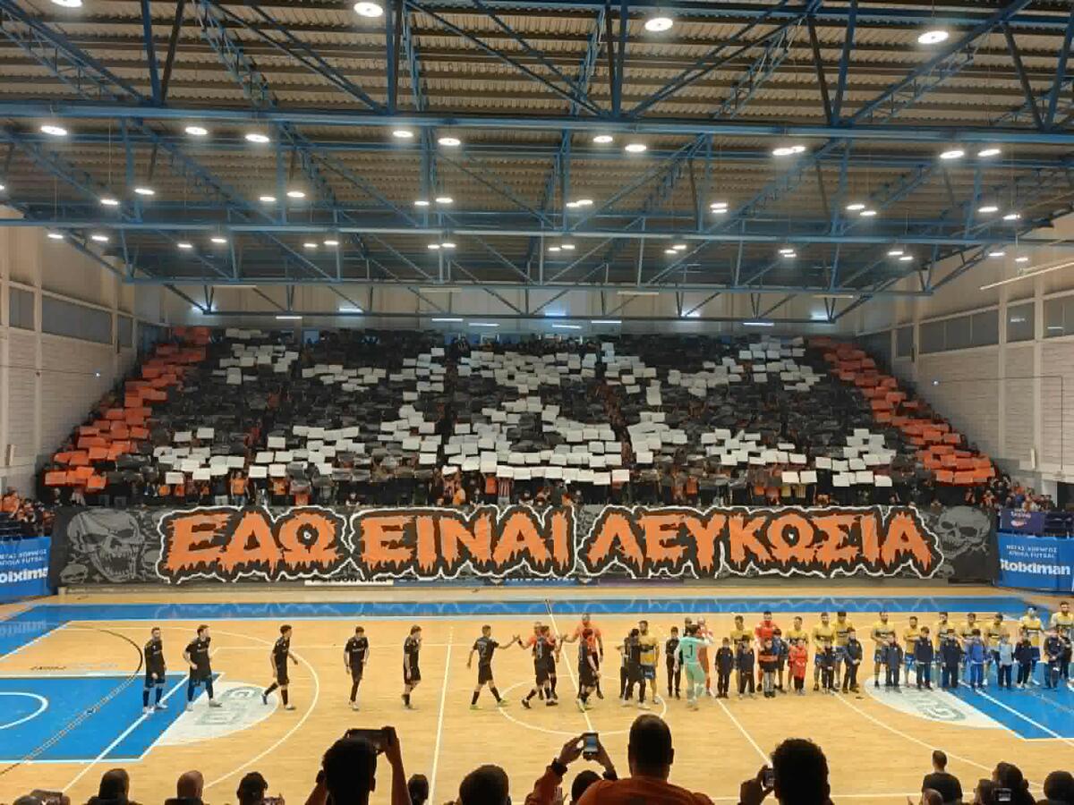 Η ατμόσφαιρα πριν τη σέντρα στο ΑΠΟΕΛ-ΑΕΛ (pics, vids) thumb