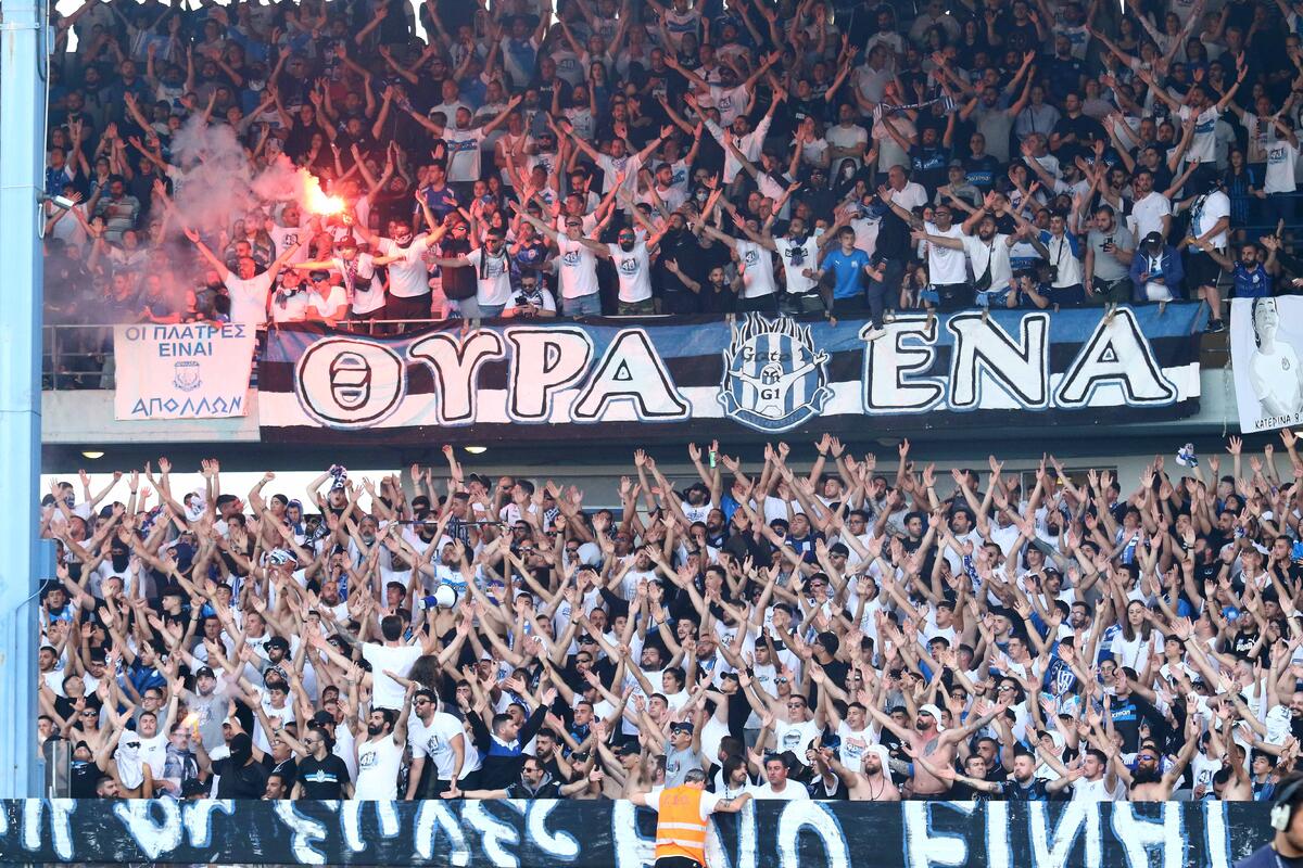 Sold out... η φιέστα! thumb