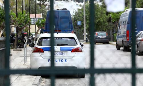 Τραυματίες στο ΟΑΚΑ μετά από μάχες οπαδών και αστυνομίας thumb