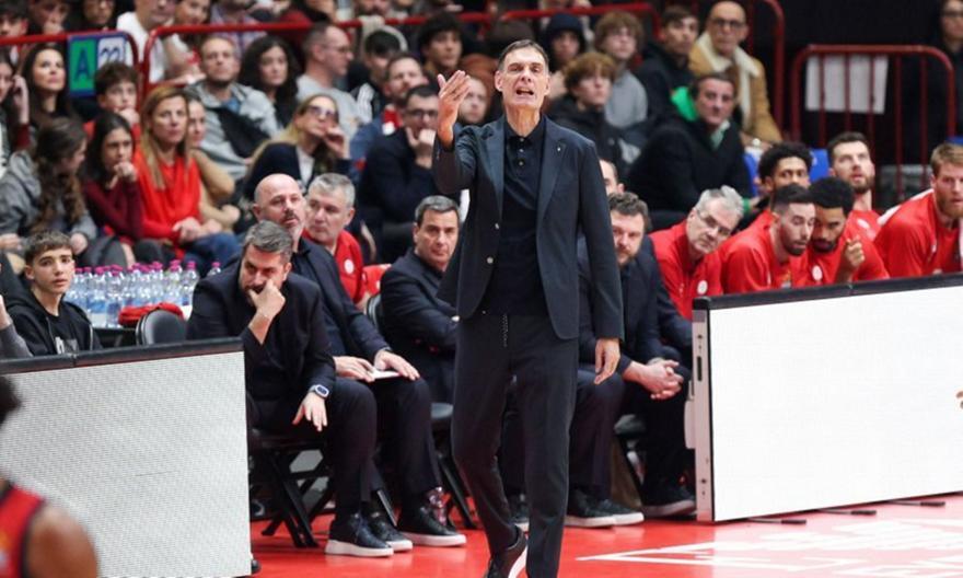 Μπαρτζώκας: «Δώσαμε τα πάντα για τη νίκη - Ο Βεζένκοφ έπαιζε με πυρετό» thumb