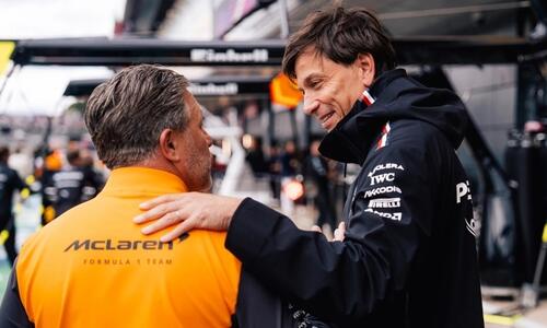 Η Mercedes συμβουλεύει τη McLaren στη διαχείριση των Πιάστρι και Νόρις thumb