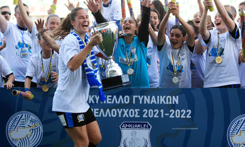 Έστησαν πάρτι τα κορίτσια του Απόλλωνα! (pics) thumb