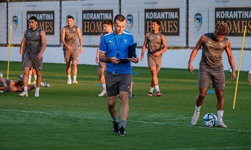 Προβάρει ενδεκάδα πρεμιέρας στο τελευταίο τεστ thumb