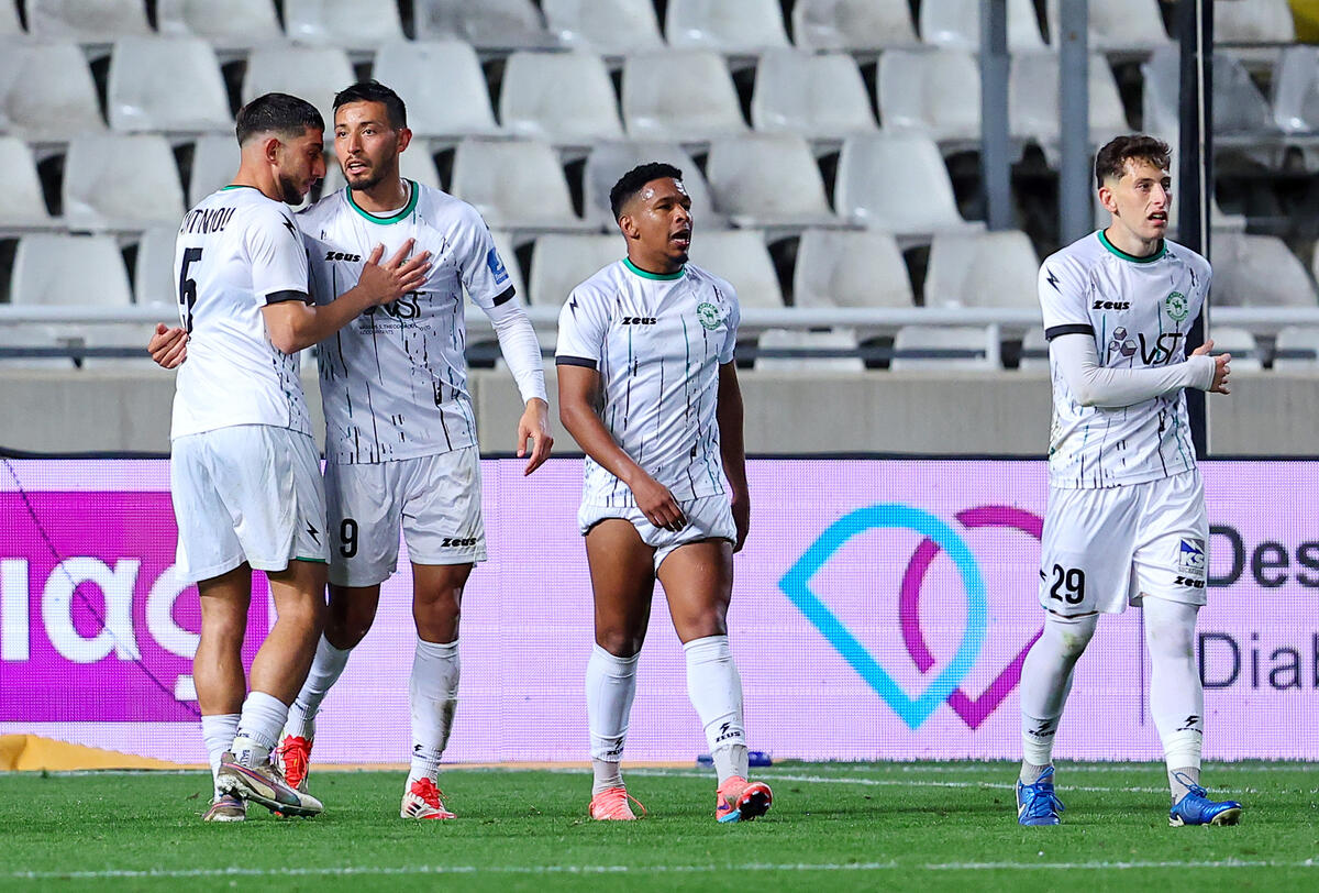 Ολυμπιακός-Ακρίτας 1-3: Μεγάλο «διπλό» με ανατροπή στο ΓΣΠ! thumb