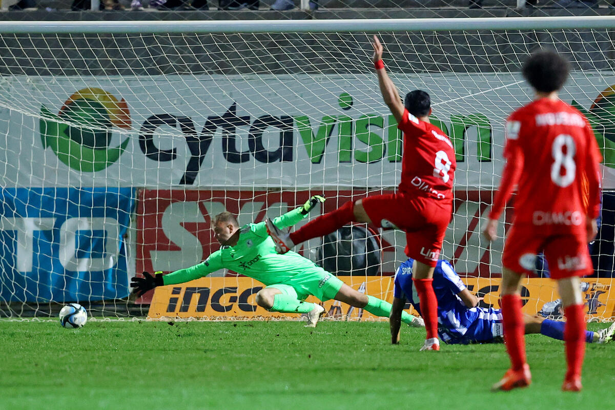 Εθνικός Άχνας - Νέα Σαλαμίνα 2-3: Ο Ντουρμισάι με χατ-τρικ έκρινε τη ματσάρα! thumb