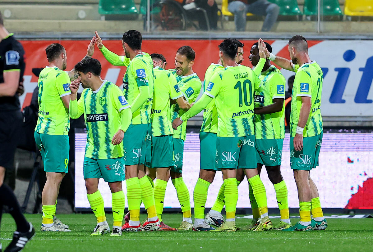 Το αγαπημένο της 2-1 και η ευκαιρία για το -5 από την κορυφή! thumb