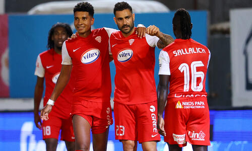 Νέα Σαλαμίνα – Ολυμπιακός 3-2: Ιδανικό φινάλε με τριάρα! thumb