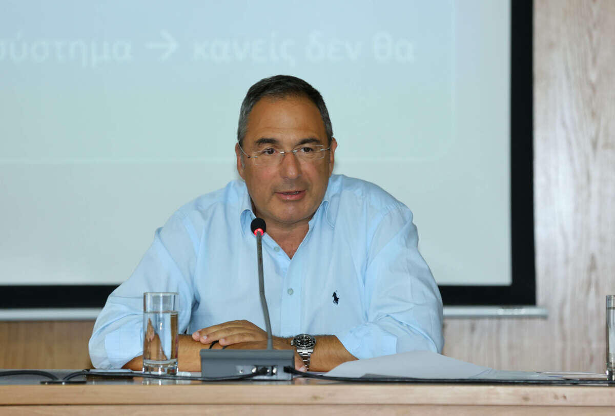 Μίλησε για εκδίκηση ο Κλεάνθης: «Όποιος σηκώσει κεφάλι, του το κόβουν»  thumb
