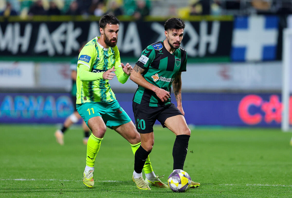 ΑΕΚ - Ολυμπιακός 1-1: Την ανάγκασε... σε νέο στραβοπάτημα! thumb