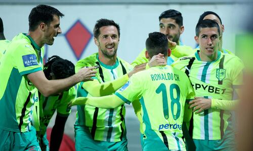 ΑΕΚ - ΑΠΟΕΛ 2-1: Θριάμβευσε με Καμπρέρα και Τσακόν! thumb